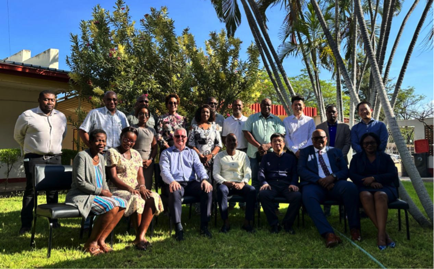 九洲酷游资源拜会纳米比亚政府四部门及楚梅布市领导